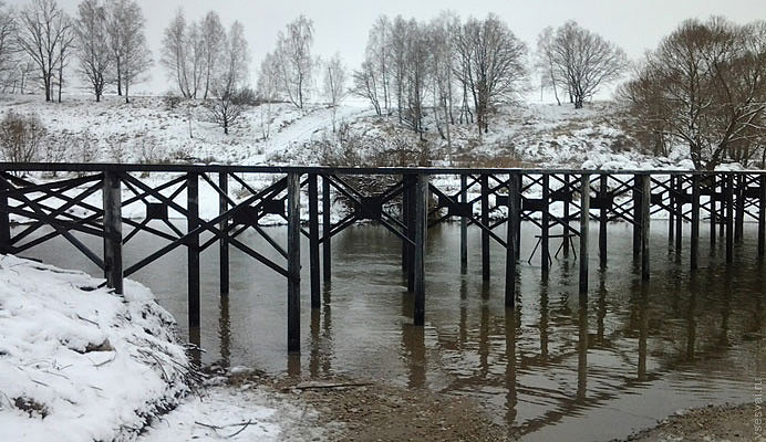 Свайные мосты: надежное решение для преодоления водных преград в Темрюке от 56452 руб